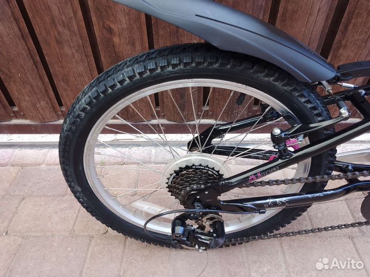 Велосипед GT Laguna колеса 20