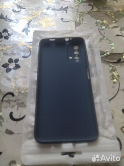 Продам чехол на телефон Redmi 9T