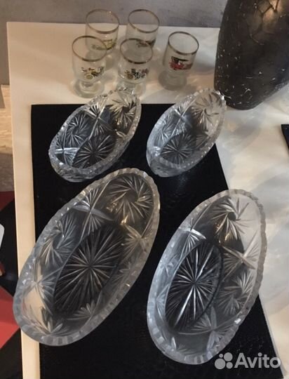 Ладьи хрустальные (салатницы, конфетницы) и рюмки
