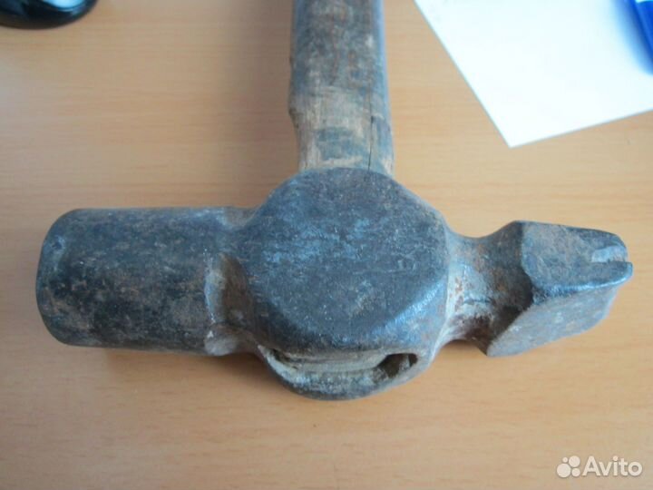 Старинные слесарные молотки