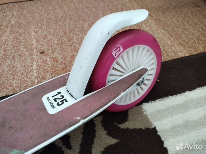 Самокат детский двухколесный для девочки б/у