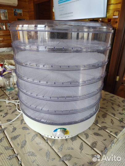 Сушилка для овощей и фруктов ветерок 2