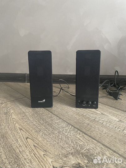 Компьютерные колонки genius