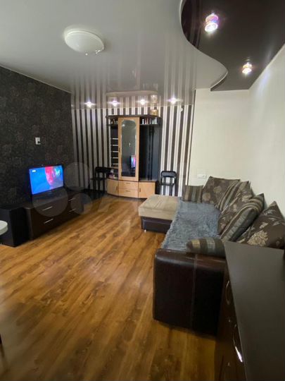 3-к. квартира, 60 м², 5/5 эт.