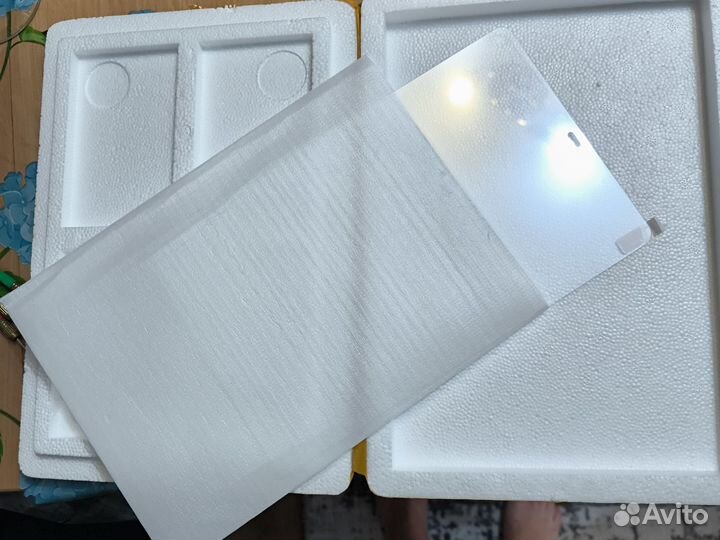 Защитное стекло для планшета