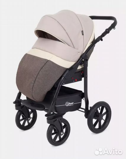 Коляска 3 в 1 с автолюлькой