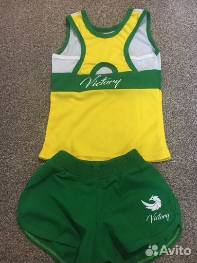 Спортивный костюм