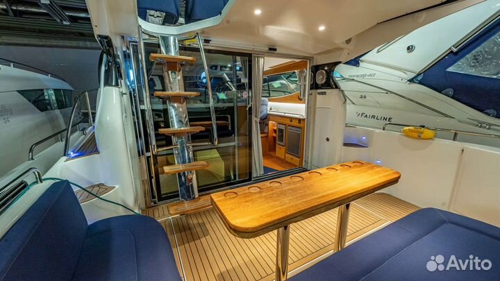 Forbina 42 FLY шведская моторная яхта