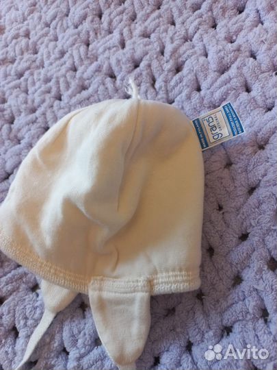Демисезонная шапка 44-46 размер