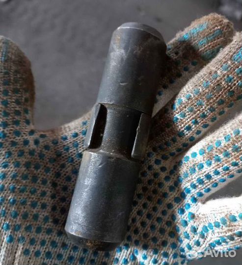 Палец крепления Komatsu D375