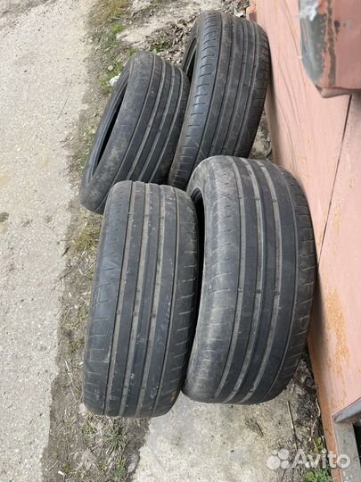 Goodyear Eagle F1 Supercar 225/55 R17