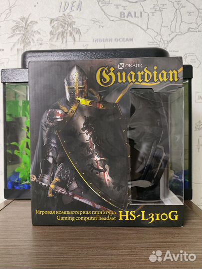 Игровая компьютерная гарнитура / Игровые наушники