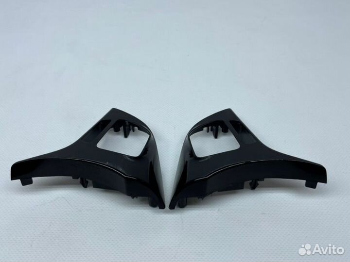 Накладка руля Volkswagen Touareg FL 3.6 2017