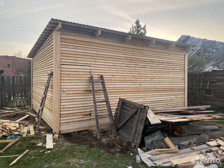 Бригада строителей