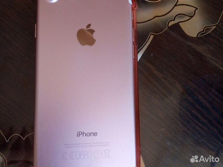 iPhone 7, 32 ГБ