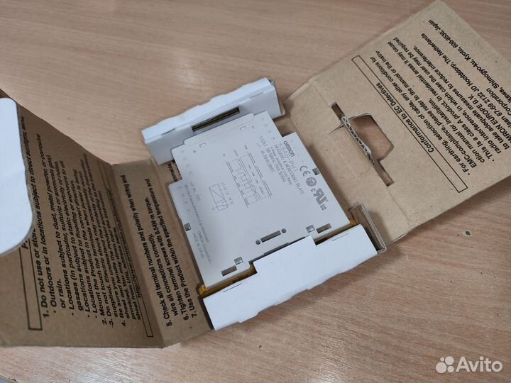 Реле контроля фаз omron