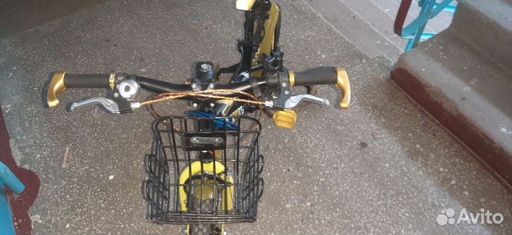 Детский велосипед 16