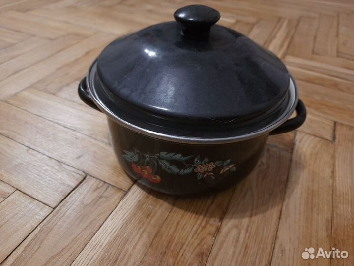 Кастрюли эмалированные черные 2 шт