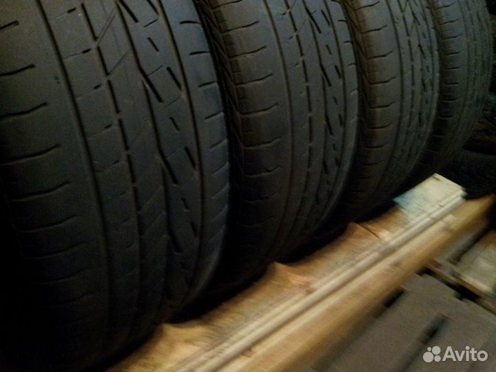 Goodyear Excellence 255/45 R20