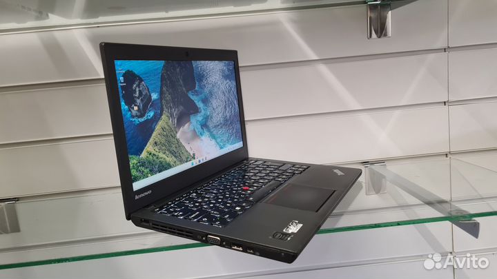 Ноутбук Lenovo Thinkpad X240 i5-4300\8Gb\256ssd