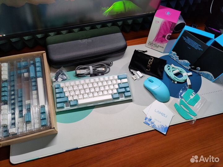 Qk60 green клавиатура и коврик