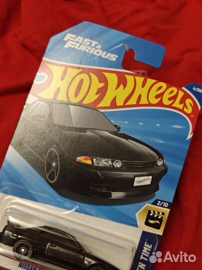 Hot Wheels Nissan Skyline GT-R 32