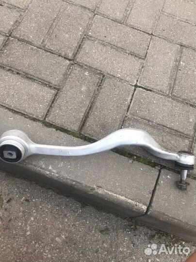 Рычаг верхний передний левый bmw e39