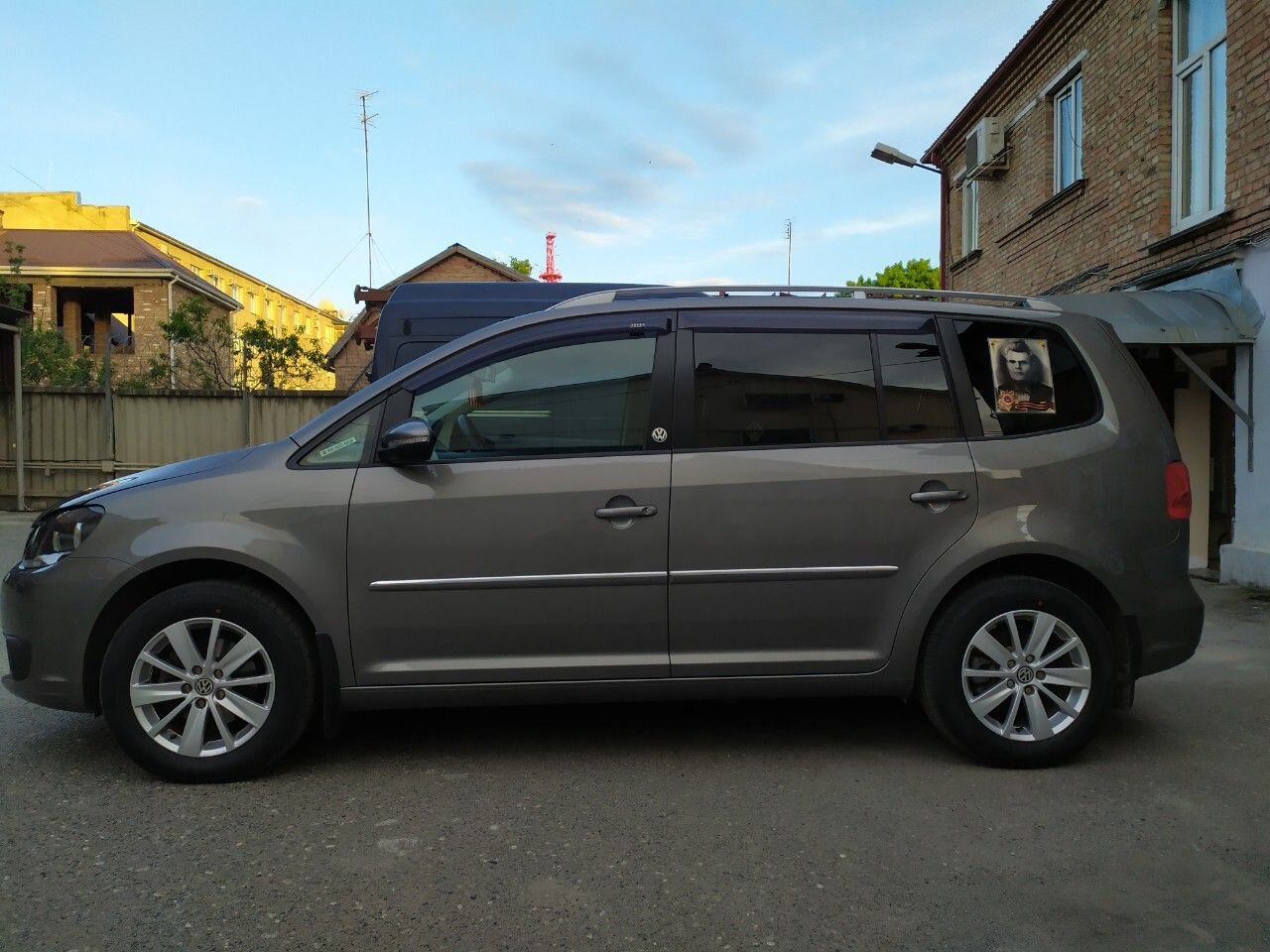 Volkswagen Touran: фото владельца