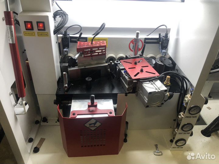 Автоматический кромкооблицовочный станок