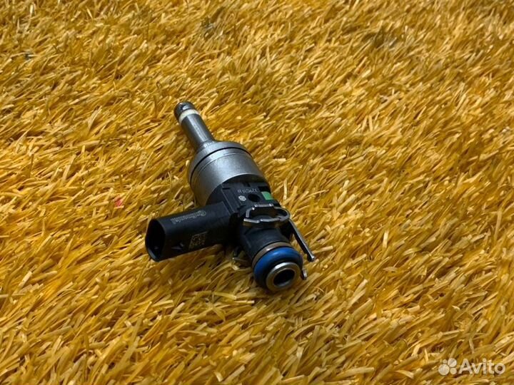 Форсунка топливная Mercedes-Benz C-Class W204