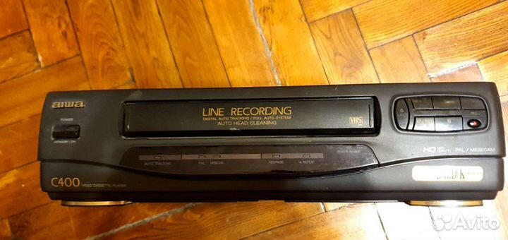 Видеоплеер и видеокассеты vhs