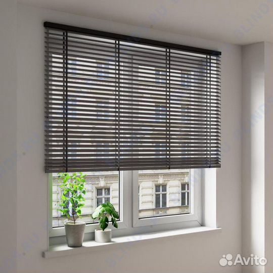 Жалюзи горизонтальные деревянные