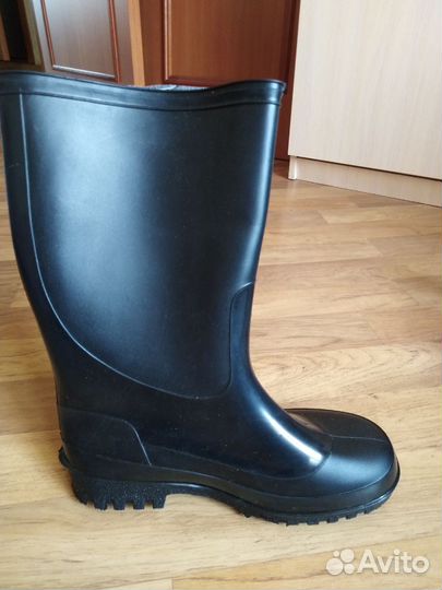 Ботинки и резиновые сапоги