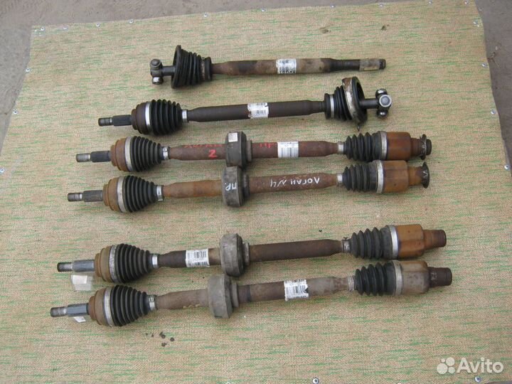 Привод Renault Sandero 2 Logan Логан правый левый