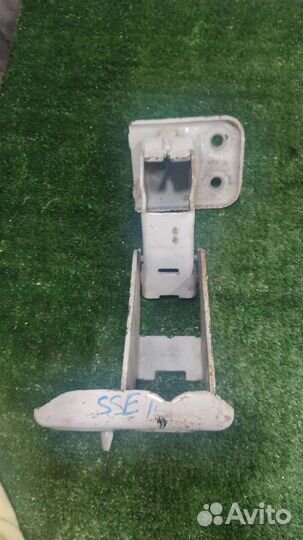 Петля двери левая Peugeot Expert 2010