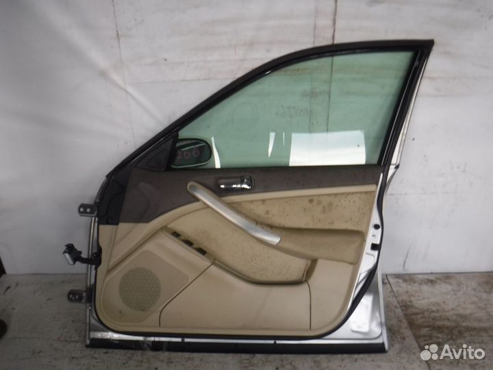 Дверь nissan skyline V35 VQ25DD Передний Правый контрактная