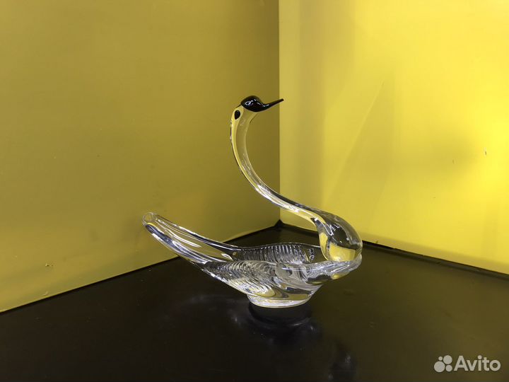 Z.7165 Винтажная стеклянная фигурка Лебедь