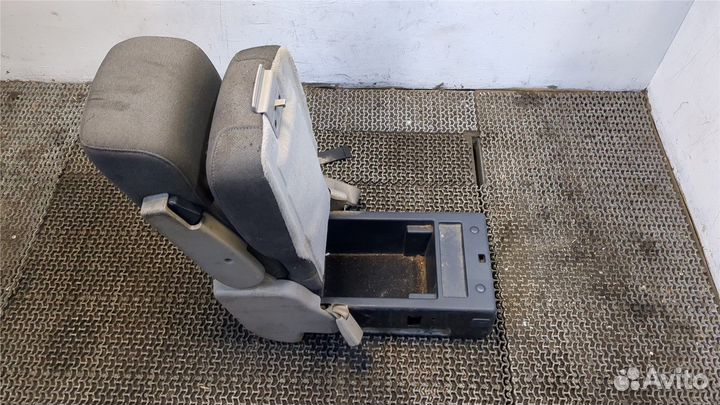 Подлокотник Ford F-150, 2011