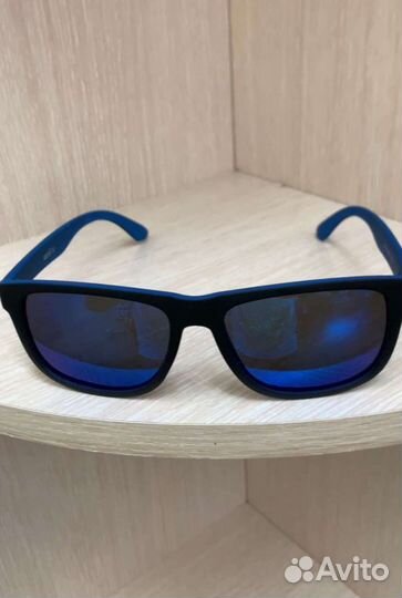 Солнцезащитные очки polaroid