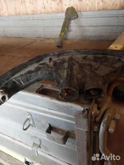 Левый поворотник toyota vista