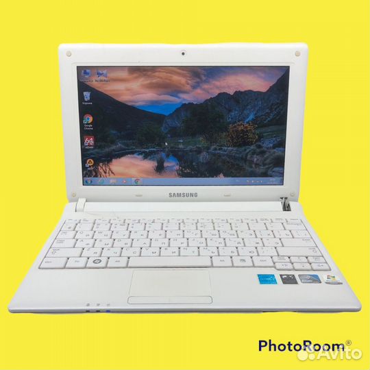 Нетбук Samsung NP-N102S-B02