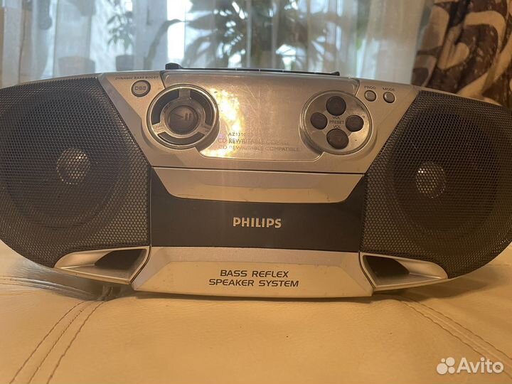 Магнитофон Philips