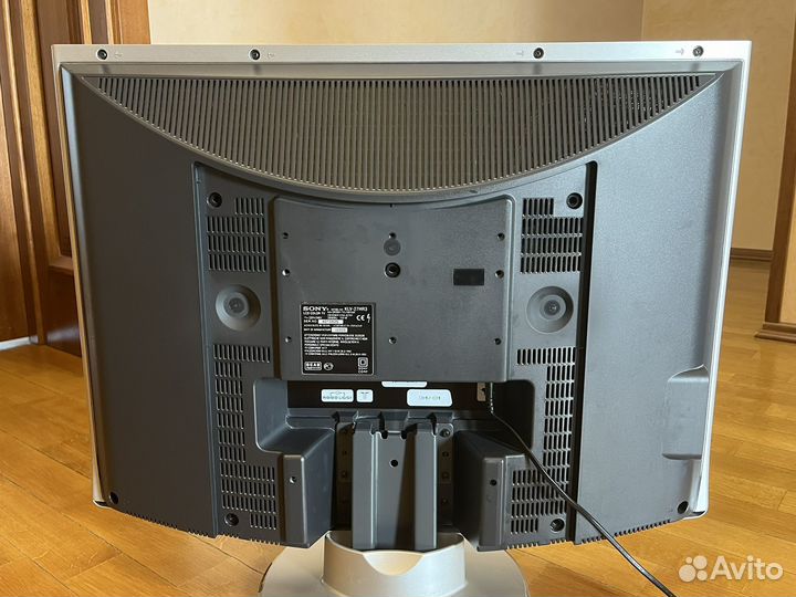 Монитор Sony Wega KLV-27HR3