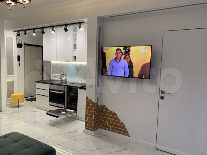 2-к. квартира, 41 м², 8/13 эт.