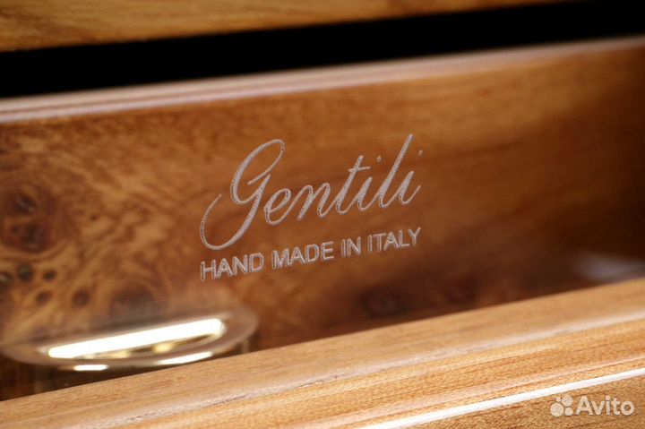 Хьюмидор-шкаф Gentili на 250 сигар 