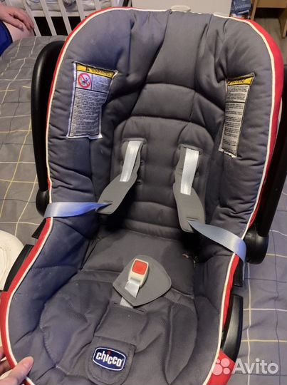 Детское автокресло от 0 chicco