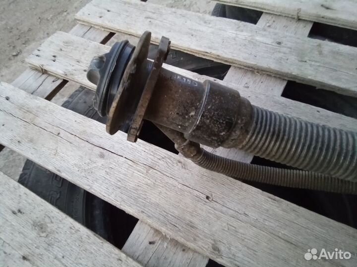 Заливная горловина Daewoo Nexia