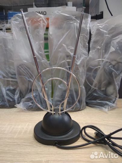 Антенна для бесплатного цифрового тв DVB-T2, новая