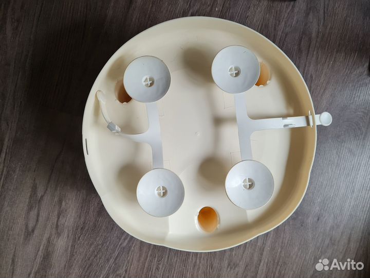 Сидение для купания для детей на присосках