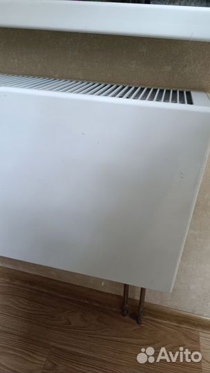 Радиатор отопления стальной и экран